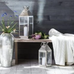 Offres 🥰 Beliani Lanternes Lanterne Argentée 55 Cm 😉 -Huiles essentielles || Lanternes || Diffuseurs de parfums Soldes lanterne argentee 55 cm 1